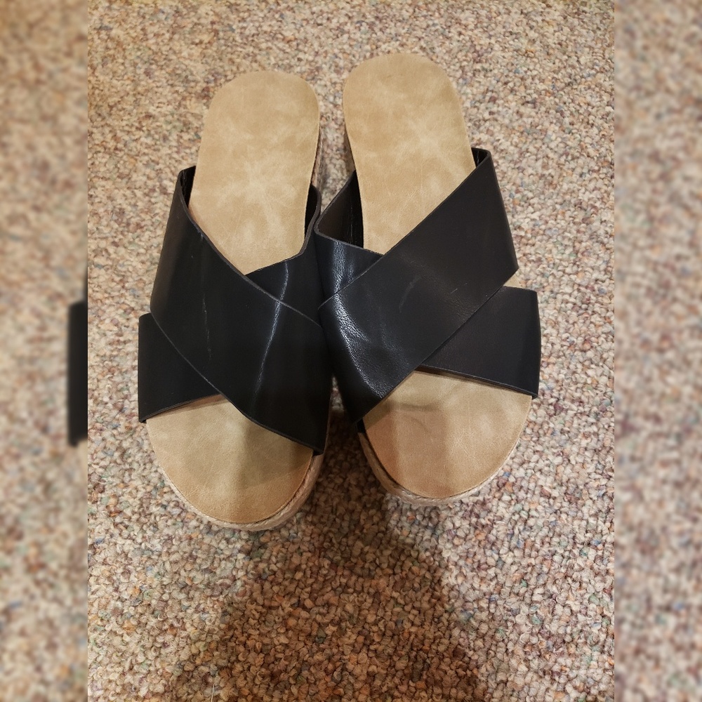 **3 for the price of 2** Slip on sandals